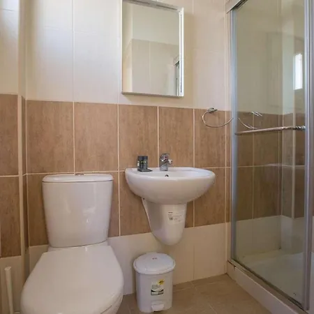 Villa Nemo 8 Protarász